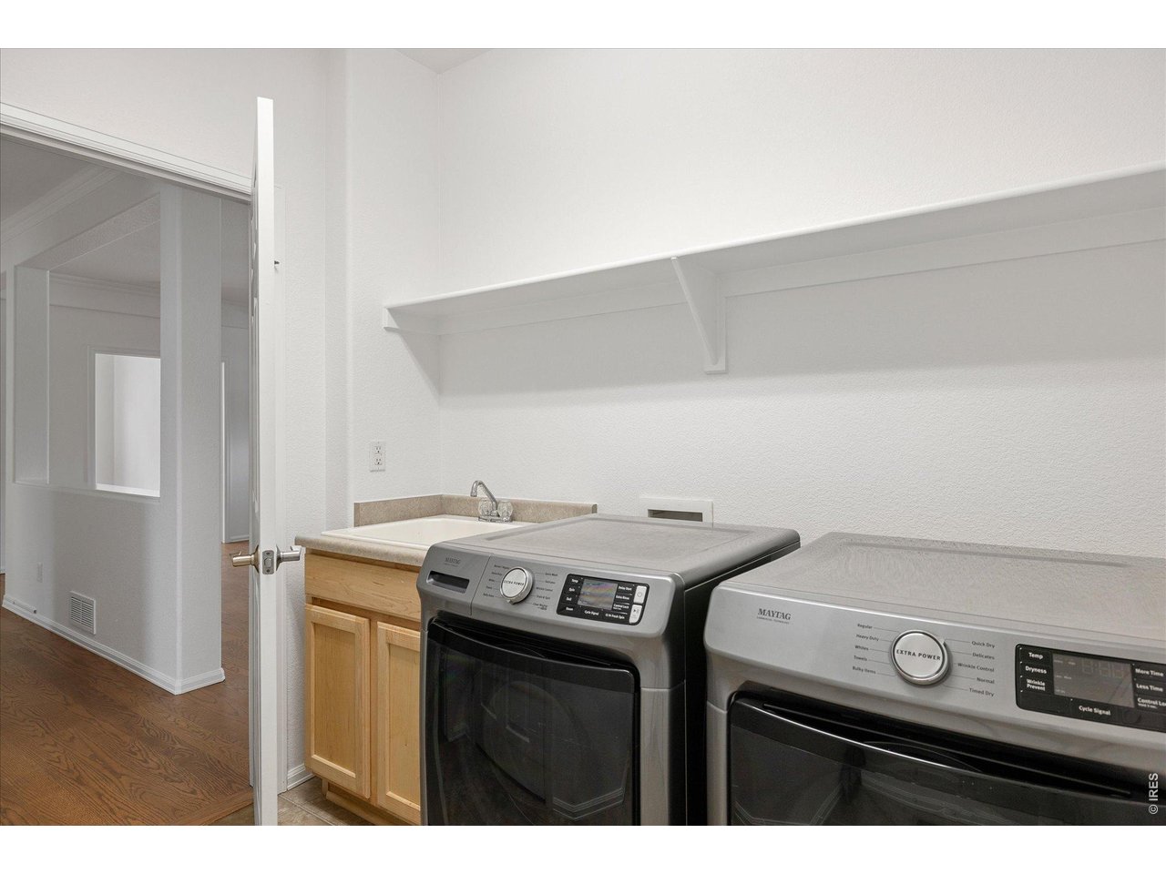 8145 Raspberry Drive Frederick, CO 80504 - Photo 22 of 46 Laundry room