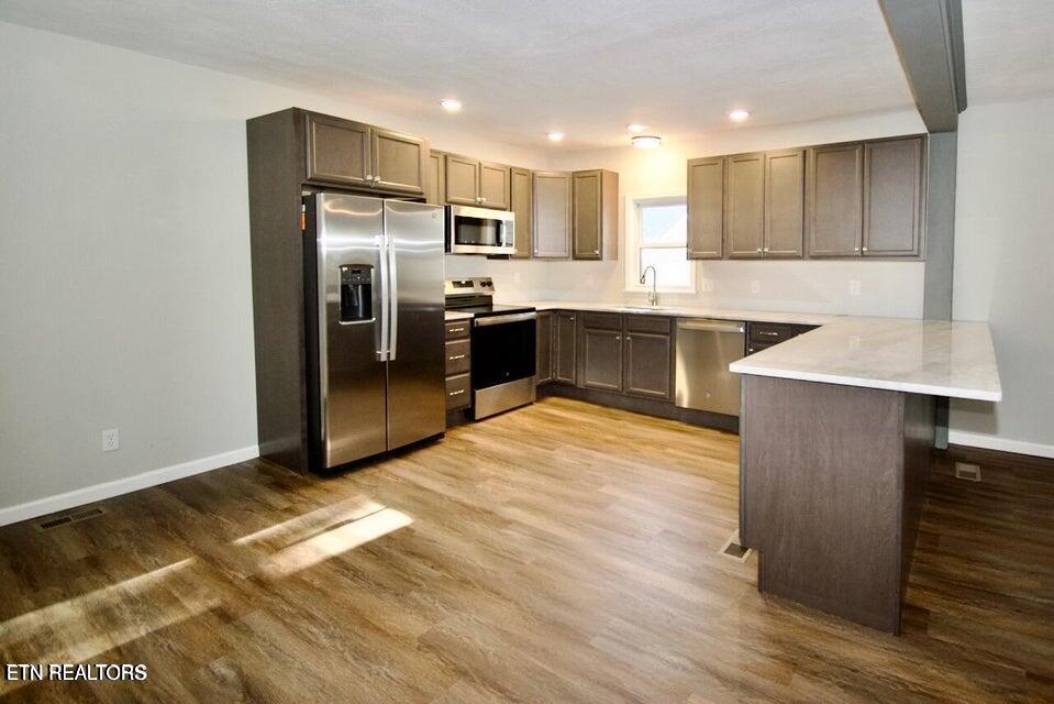 2925 Mentor Road Louisville, TN 37801 - Photo 8 of 34 08