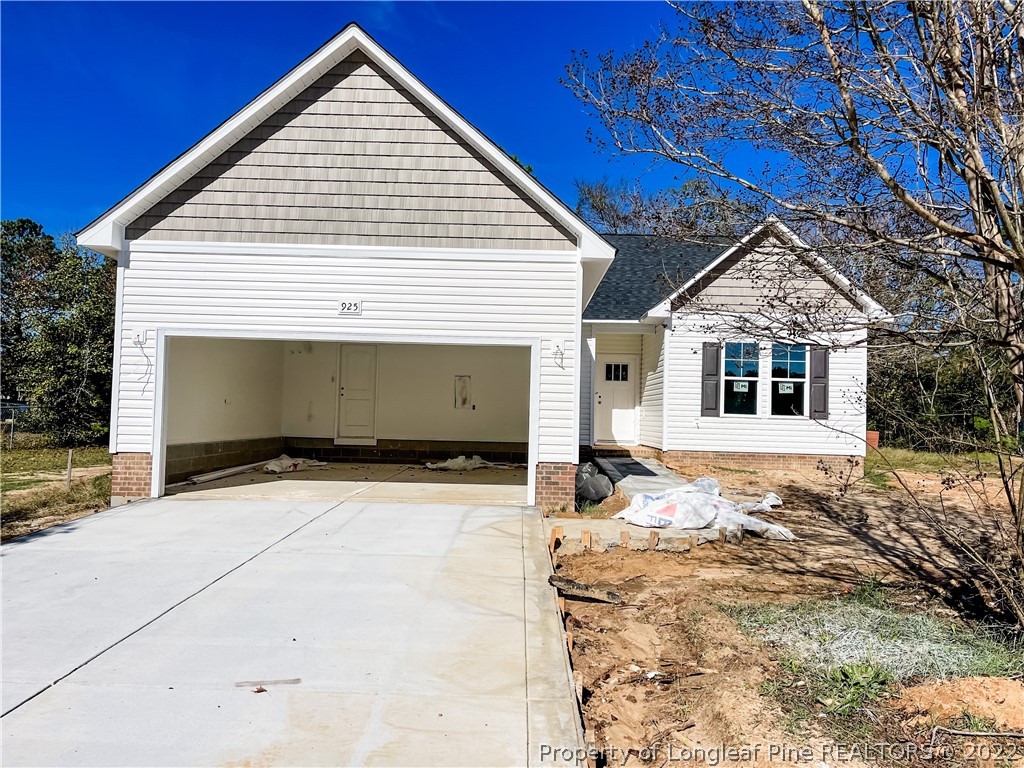 925 Locks Creek Road Fayetteville, NC 28312 - Photo 1 of 16 Gallery Image 1