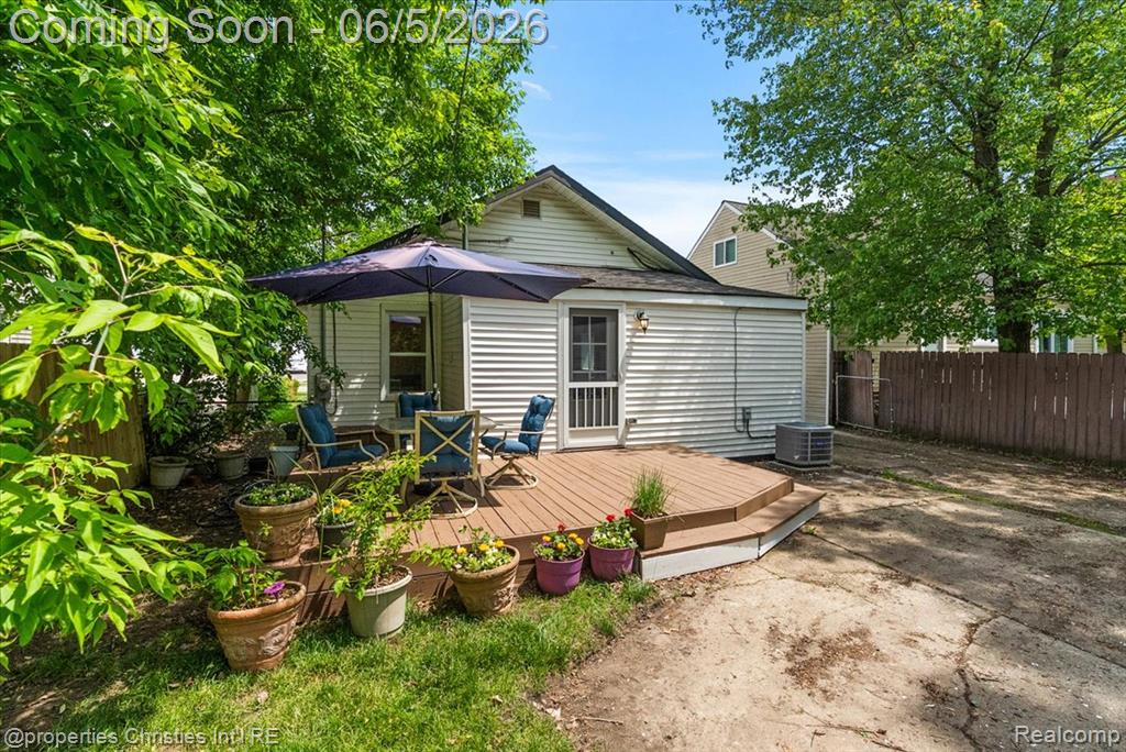 2715 Inman Street Ferndale, MI 48220 - Photo 26 of 29