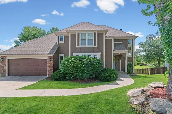 $425,000 | 6724 North Quincy Circle, Kansas City, MO 64119
