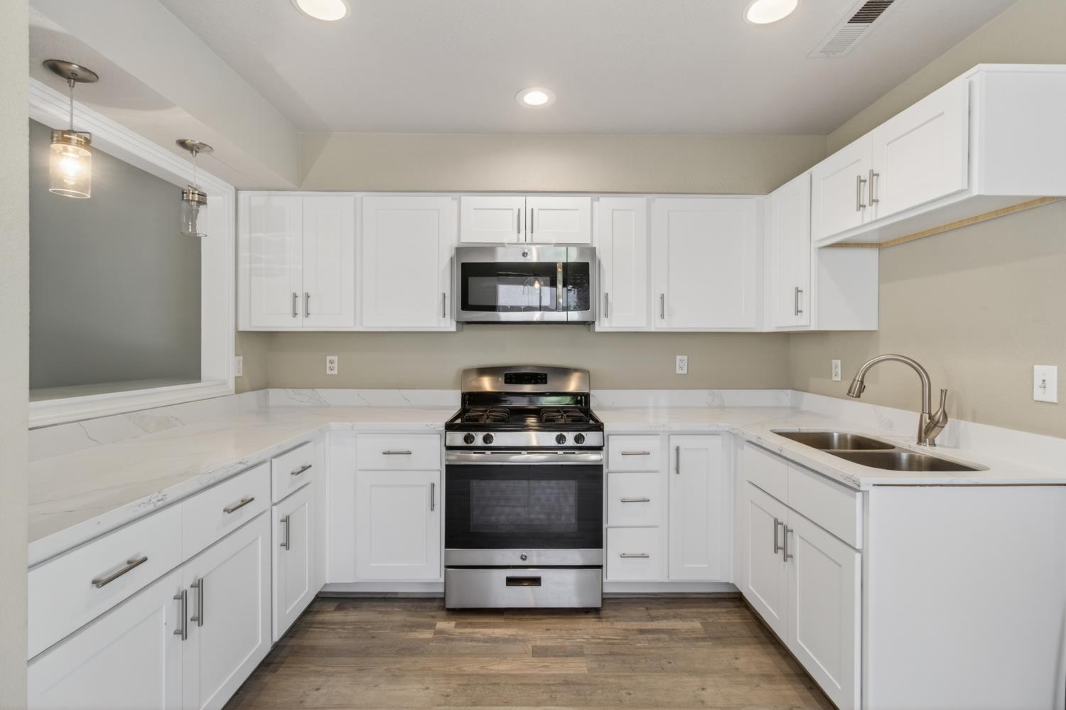 336 Serano Street Merced, CA 95341 - Photo 13 of 36 Gallery Image 13