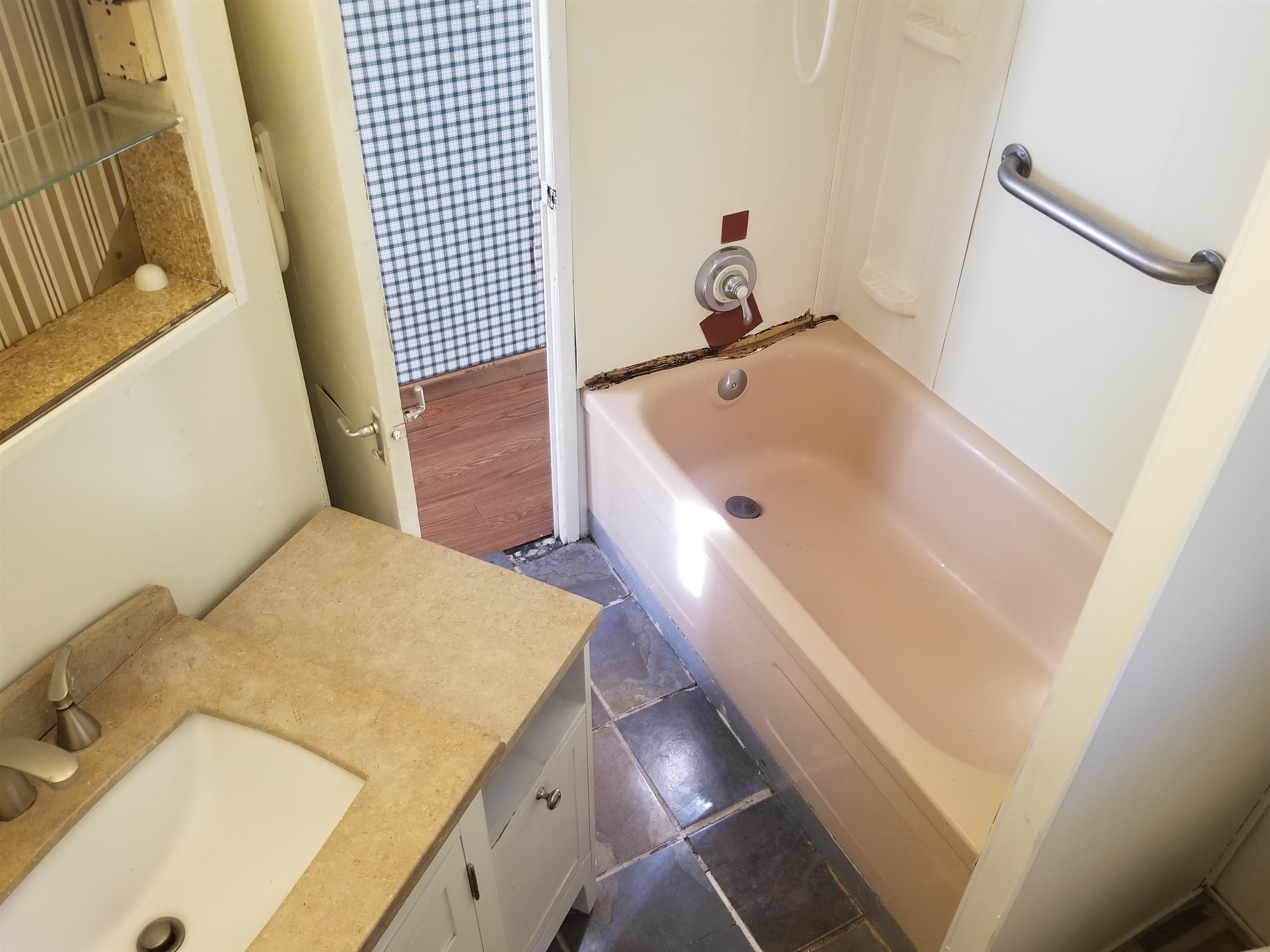 20 Beech Hill Road, Unit 21 Exeter, NH 03833 - Photo 10 of 19