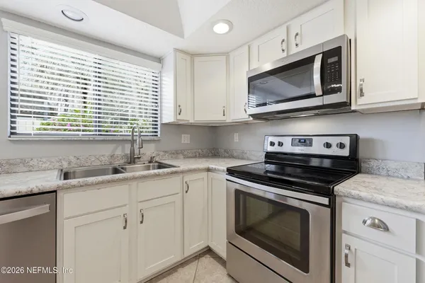 $234,000 | 8153 Sutton Place North, Jacksonville, FL 32217