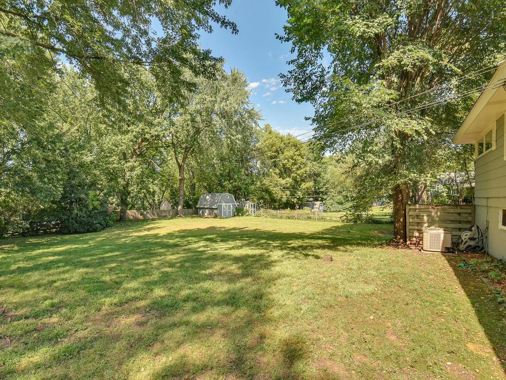 5086 Holiday Road Minnetonka, MN 55345 - Photo 19 of 22