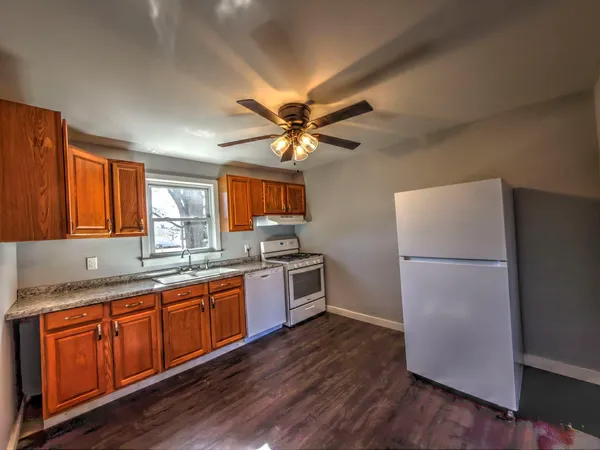 $62,500 | 745 East Oak Street, Watseka, IL 60970