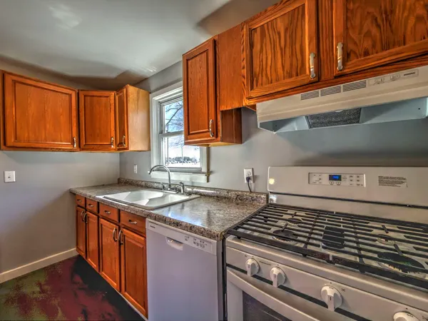 $62,500 | 745 East Oak Street, Watseka, IL 60970