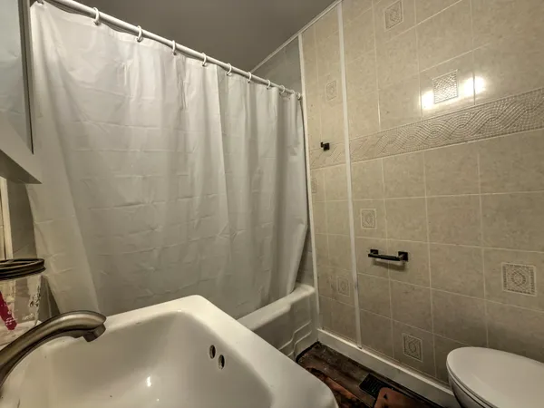 $62,500 | 745 East Oak Street, Watseka, IL 60970