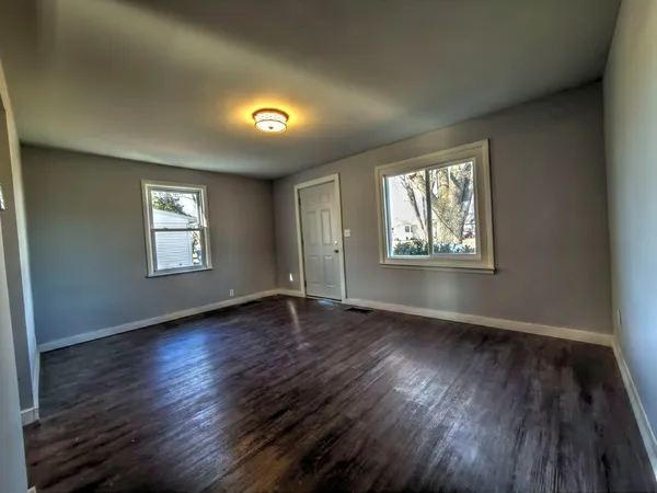 $62,500 | 745 East Oak Street, Watseka, IL 60970