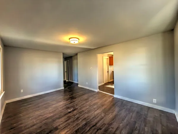 $62,500 | 745 East Oak Street, Watseka, IL 60970