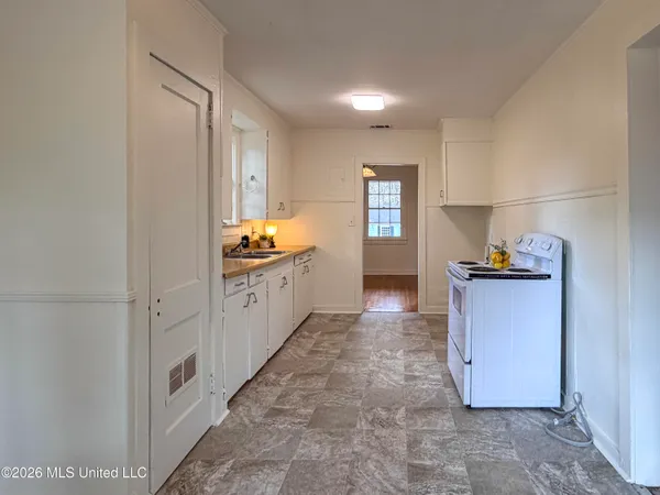 $165,000 | 1720 1st Terrace, Hattiesburg, MS 39401
