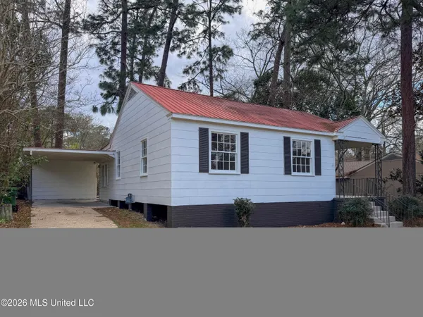 $165,000 | 1720 1st Terrace, Hattiesburg, MS 39401