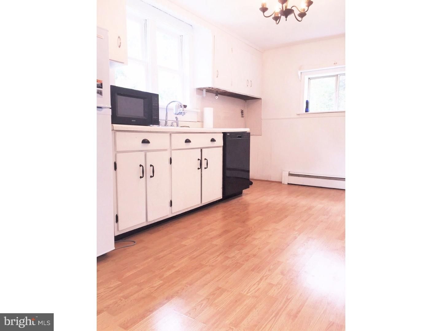 1924 Mill Road Perkasie, PA 18944 - Photo 8 of 23 Kitchen