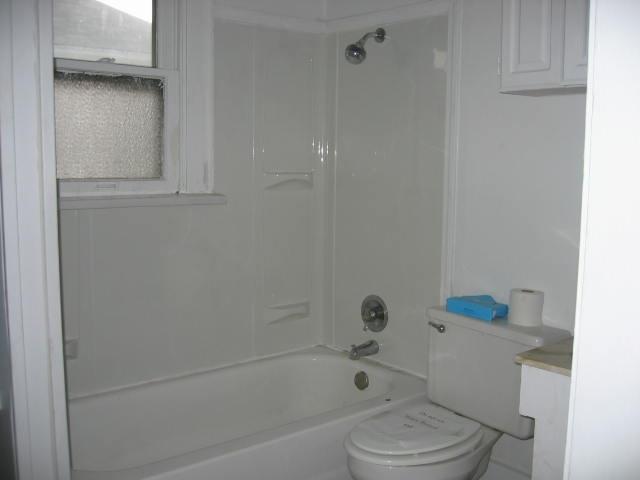 4633 Brookville Road Indianapolis, IN 46201 - Photo 4 of 7 Gallery Image 4