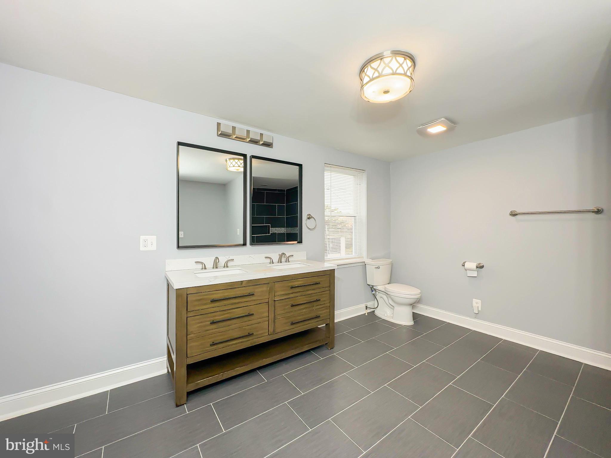 529 Mosher Street Baltimore, MD 21217 - Photo 15 of 32