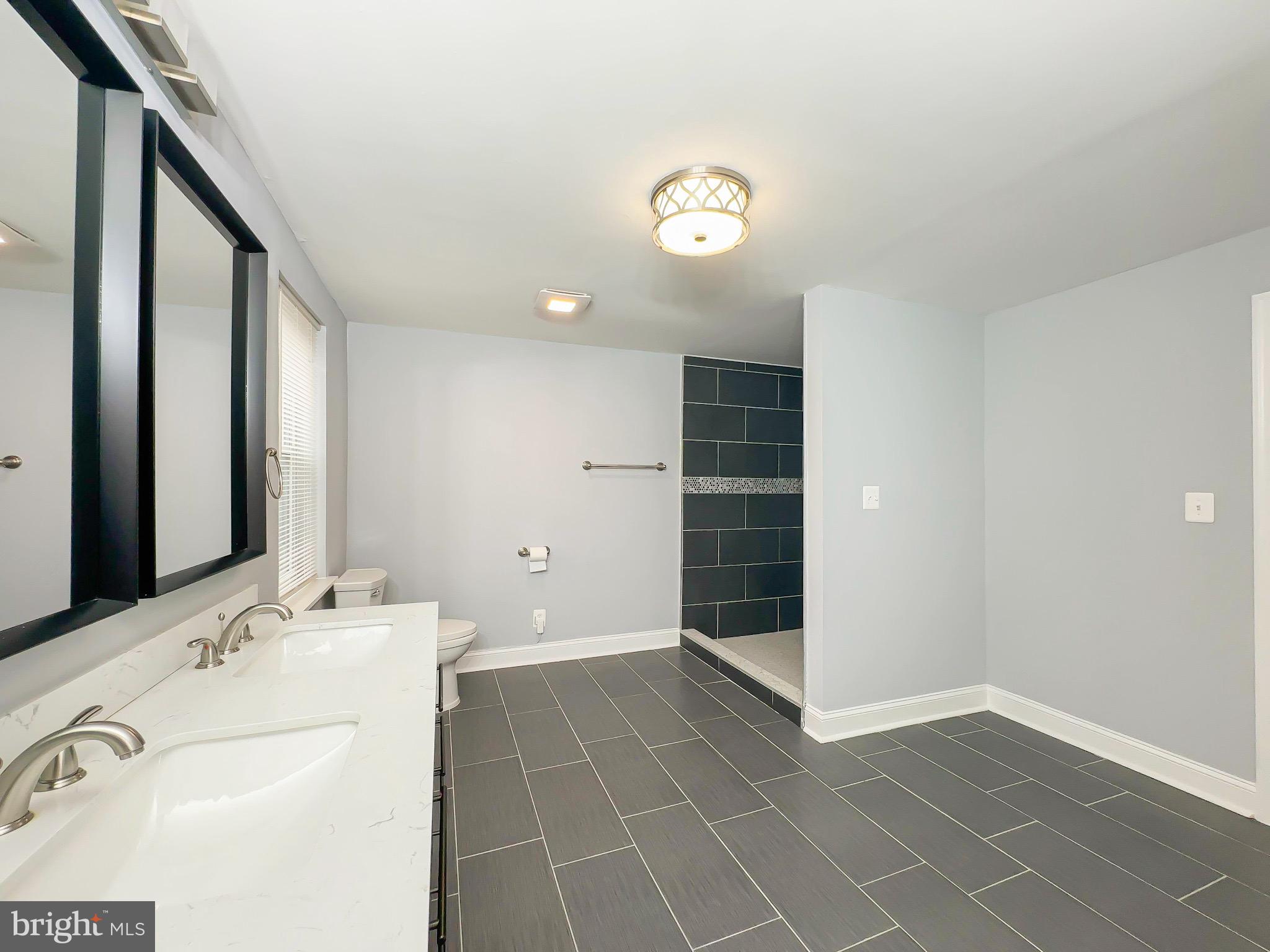 529 Mosher Street Baltimore, MD 21217 - Photo 16 of 32