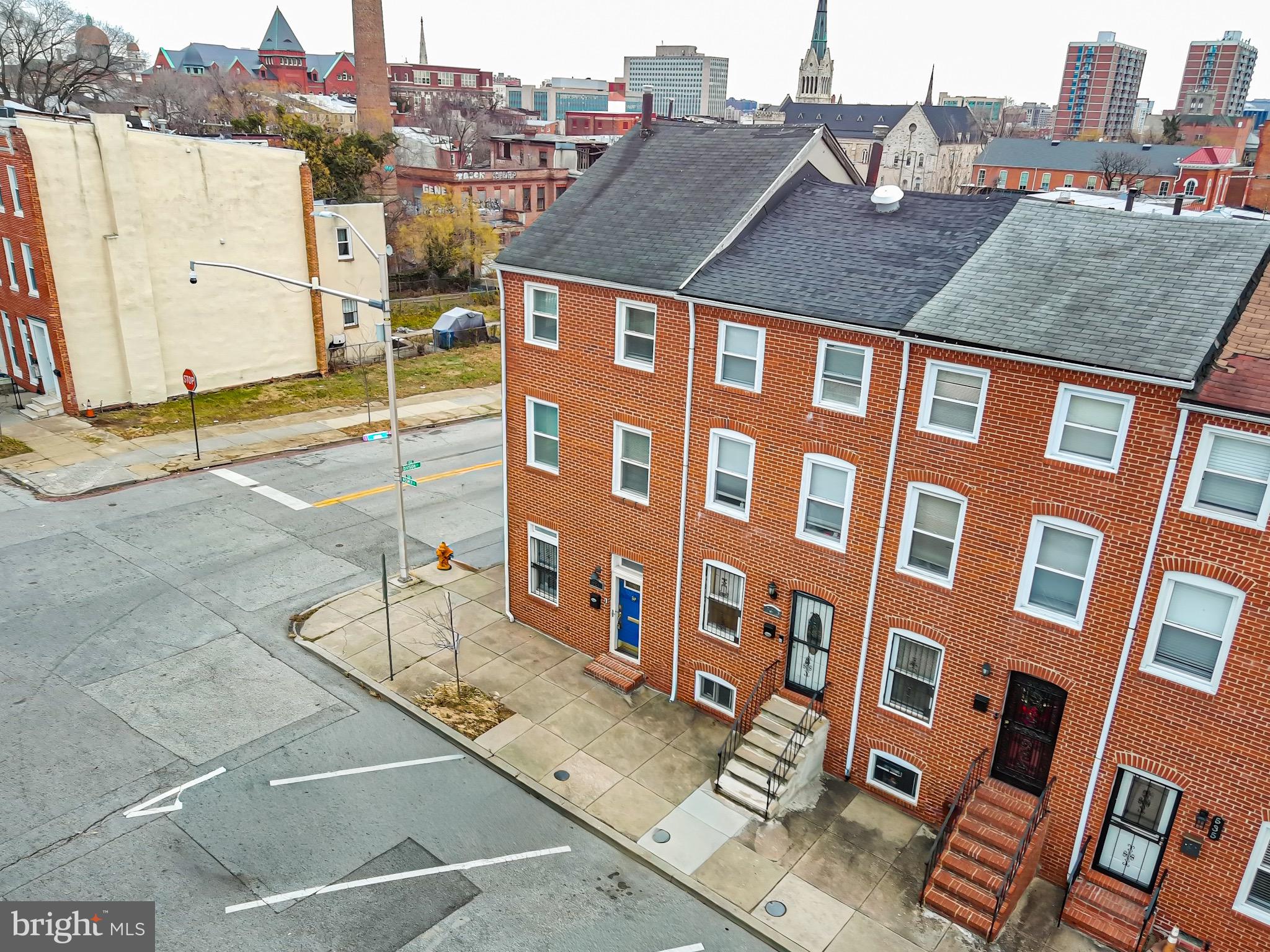 529 Mosher Street Baltimore, MD 21217 - Photo 2 of 32