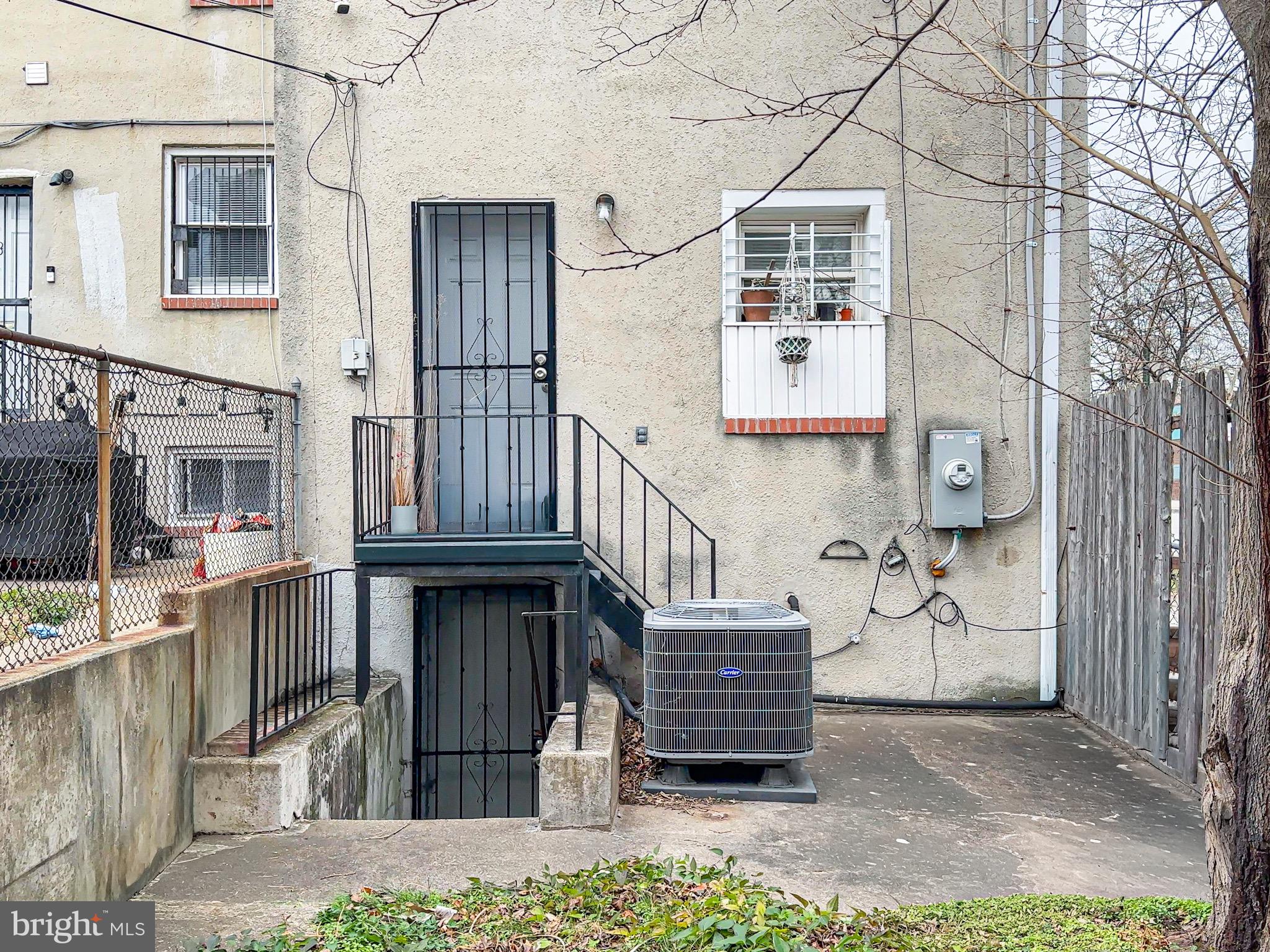 529 Mosher Street Baltimore, MD 21217 - Photo 29 of 32