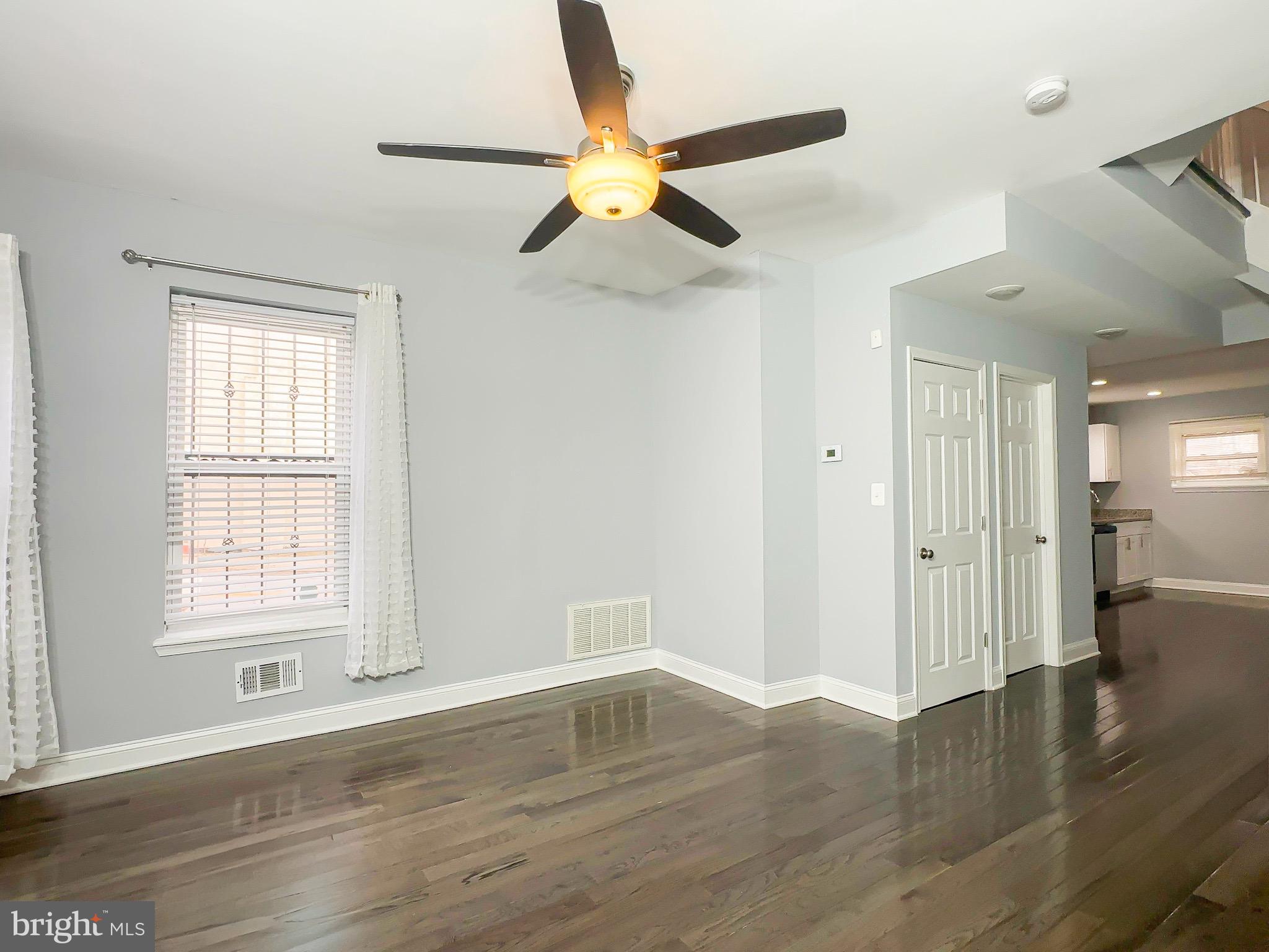 529 Mosher Street Baltimore, MD 21217 - Photo 5 of 32