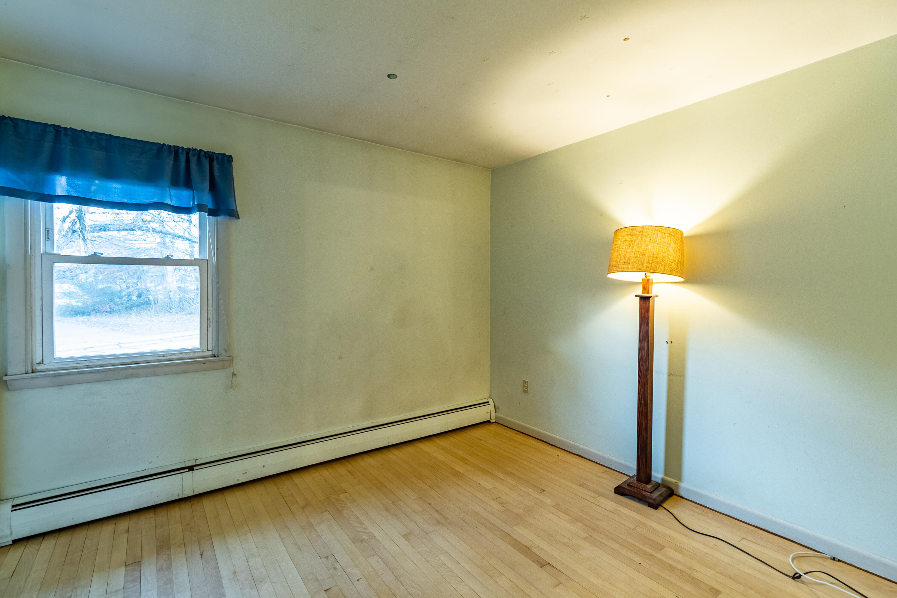 245 Pond Road Lewiston, ME 04240 - Photo 23 of 43 245 Pond rd Lewiston-26