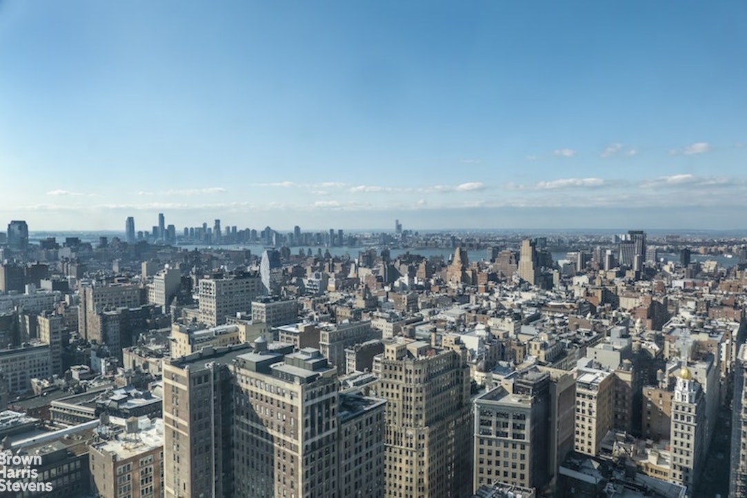 45 East 22nd Street, Unit 42A Manhattan, NY 10010 - Photo 18 of 23 a view of a city