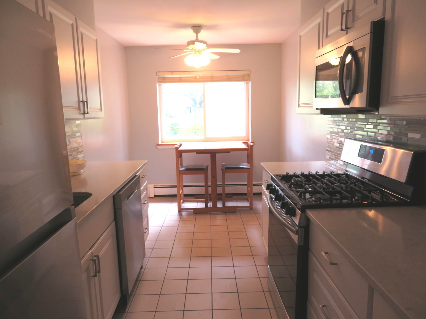 1311 South Finley Road, Unit 118 Lombard, IL 60148 - Photo 3 of 24