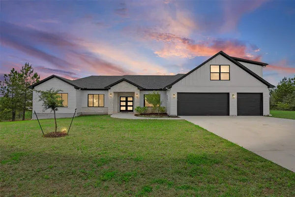 $859,000 | 111 Tall Forest Drive, Bastrop, TX 78602