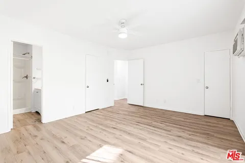 $3,700 | 2242 South Bentley Avenue, Unit 4, Los Angeles, CA 90064