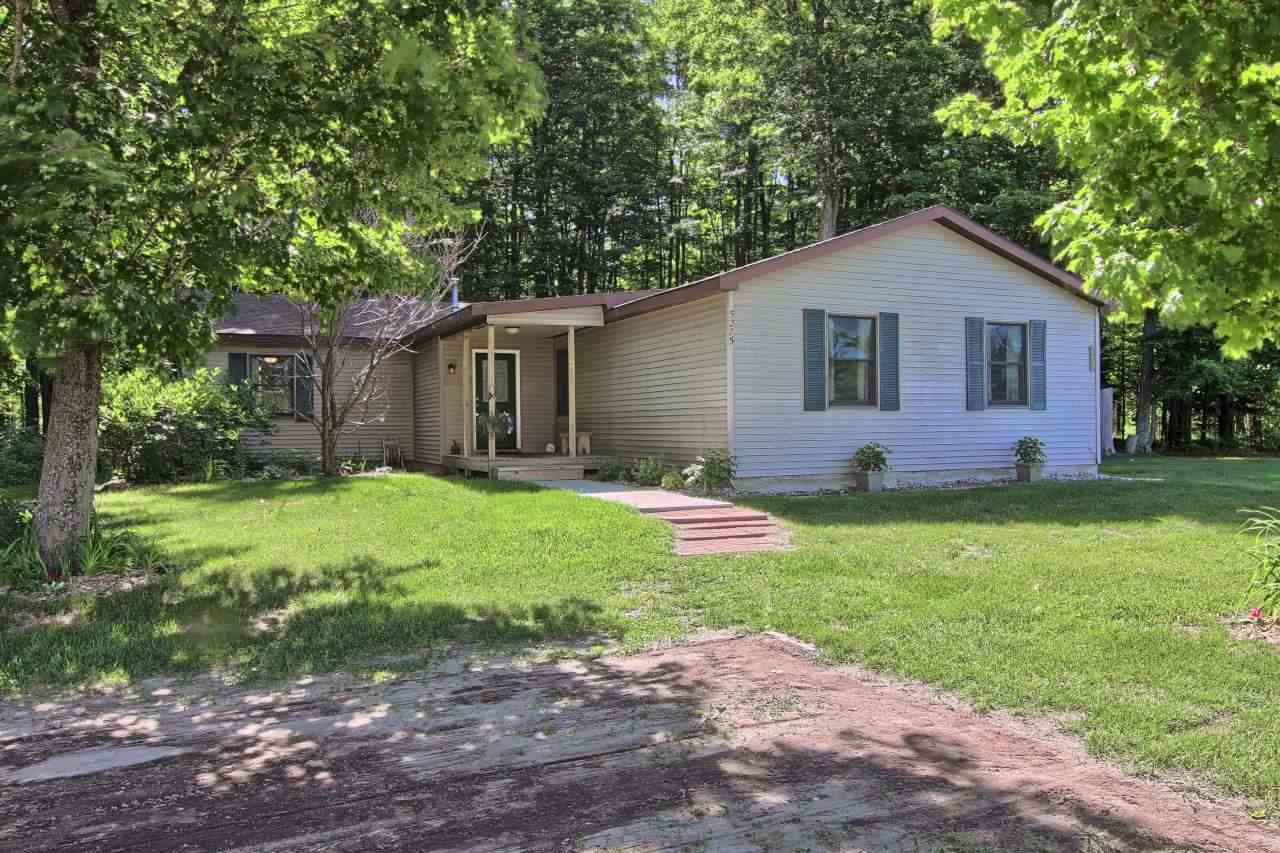 5275 Pierce Road Kingsley, MI 49649 - Photo 1 of 45 1801921.JPG