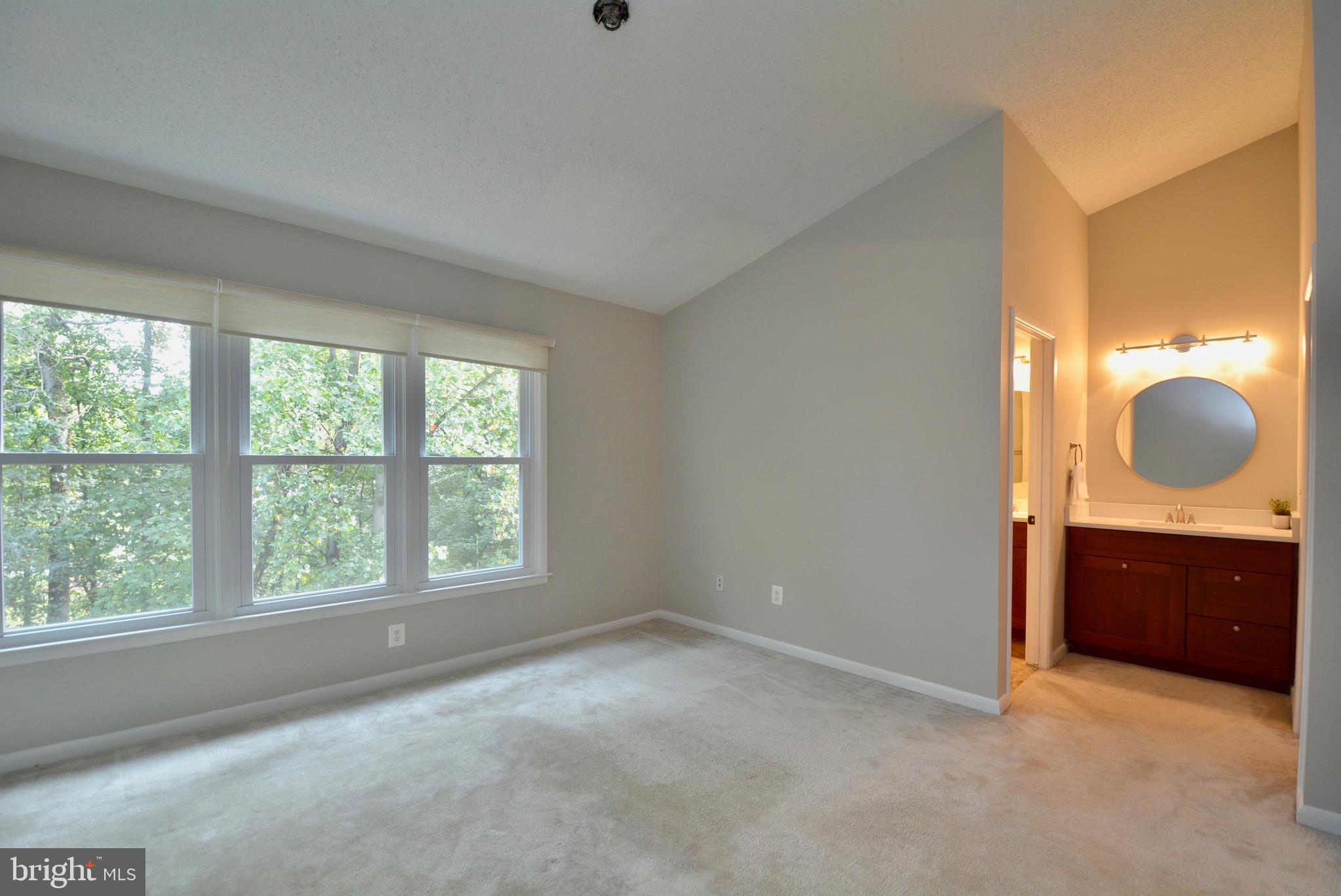1425 Newport Spring Court Reston, VA 20194 - Photo 18 of 41