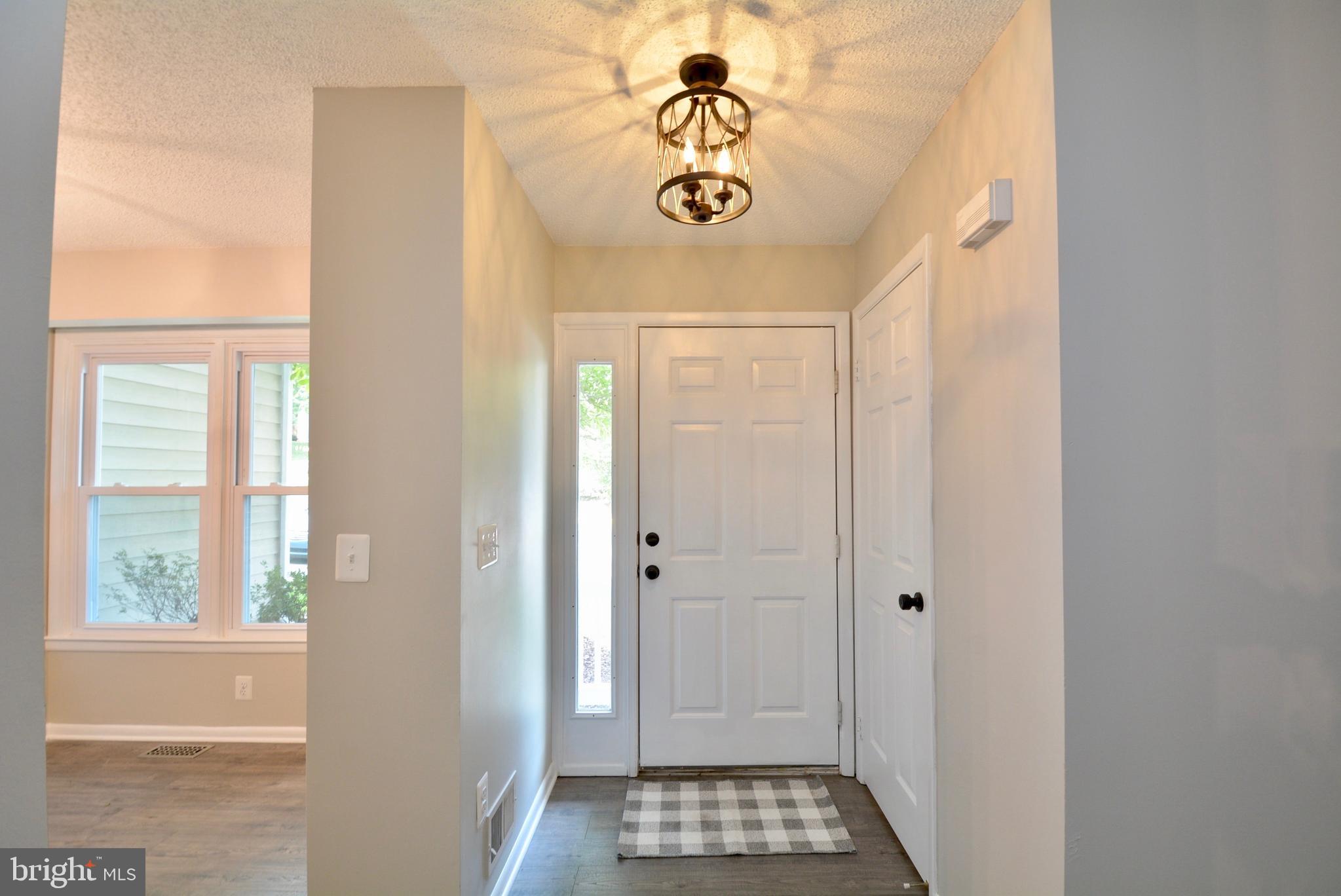 1425 Newport Spring Court Reston, VA 20194 - Photo 3 of 41