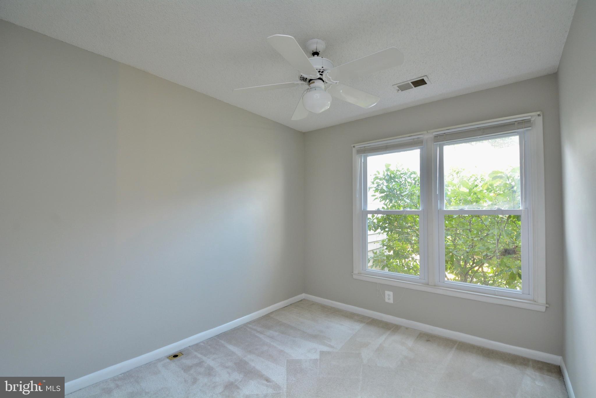 1425 Newport Spring Court Reston, VA 20194 - Photo 29 of 41