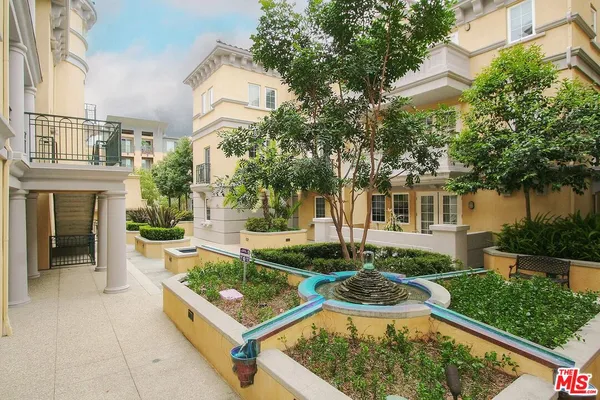 $4,500 | 7101 Playa Vista Drive, Unit 304, Playa Vista, CA 90094
