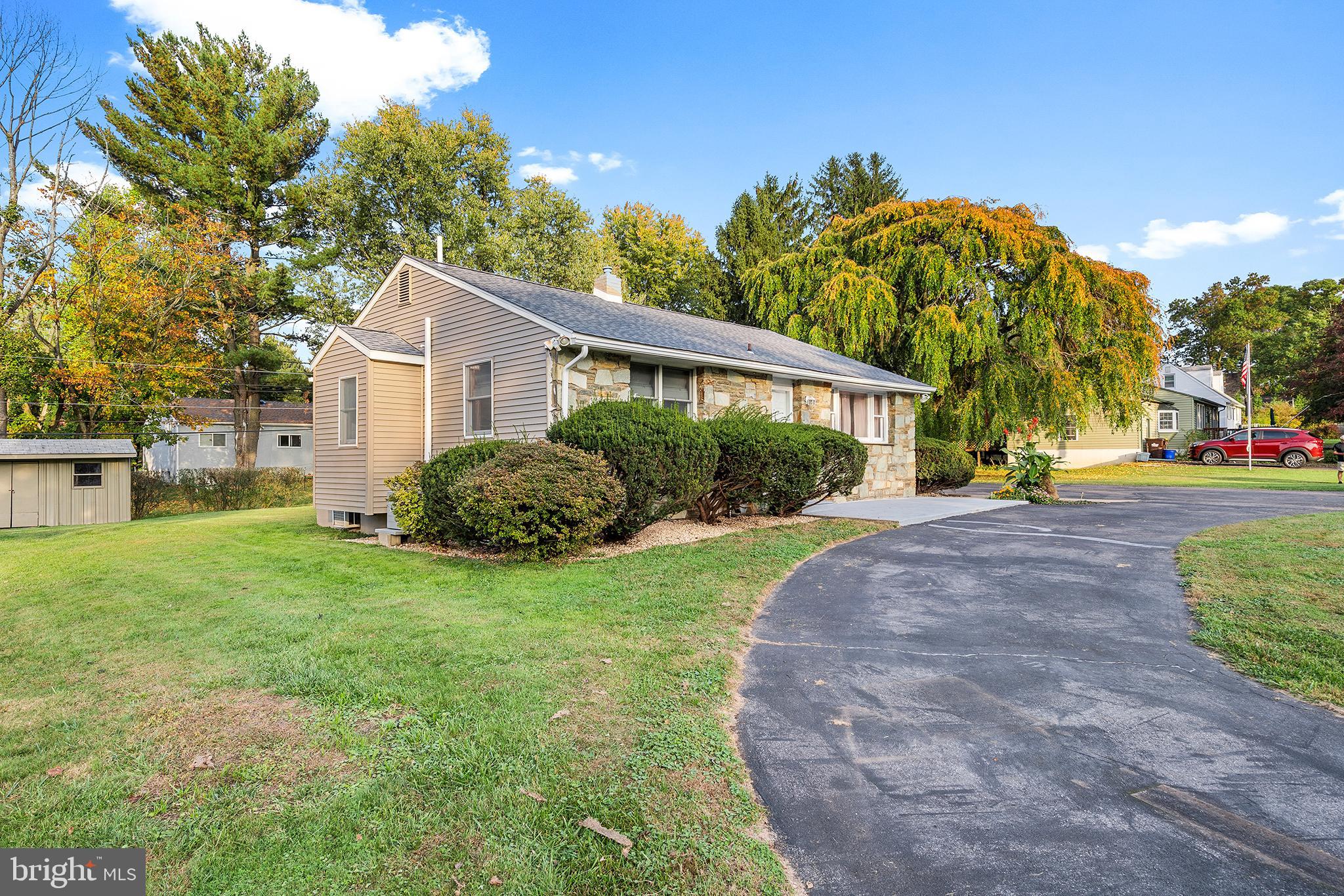 246 New Road Horsham, PA 19044 - Photo 3 of 29 Gallery Image 3