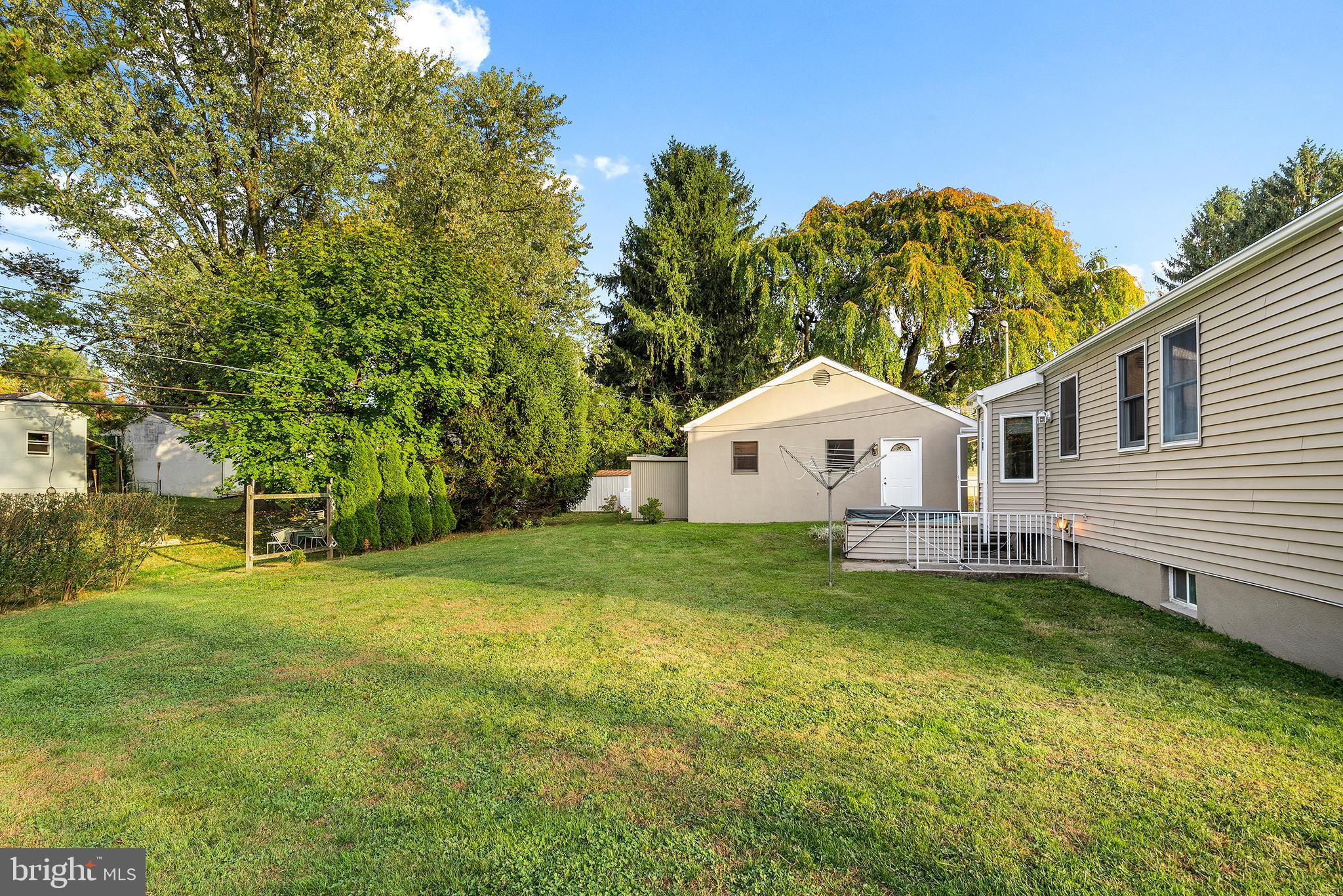 246 New Road Horsham, PA 19044 - Photo 29 of 29 Backyard