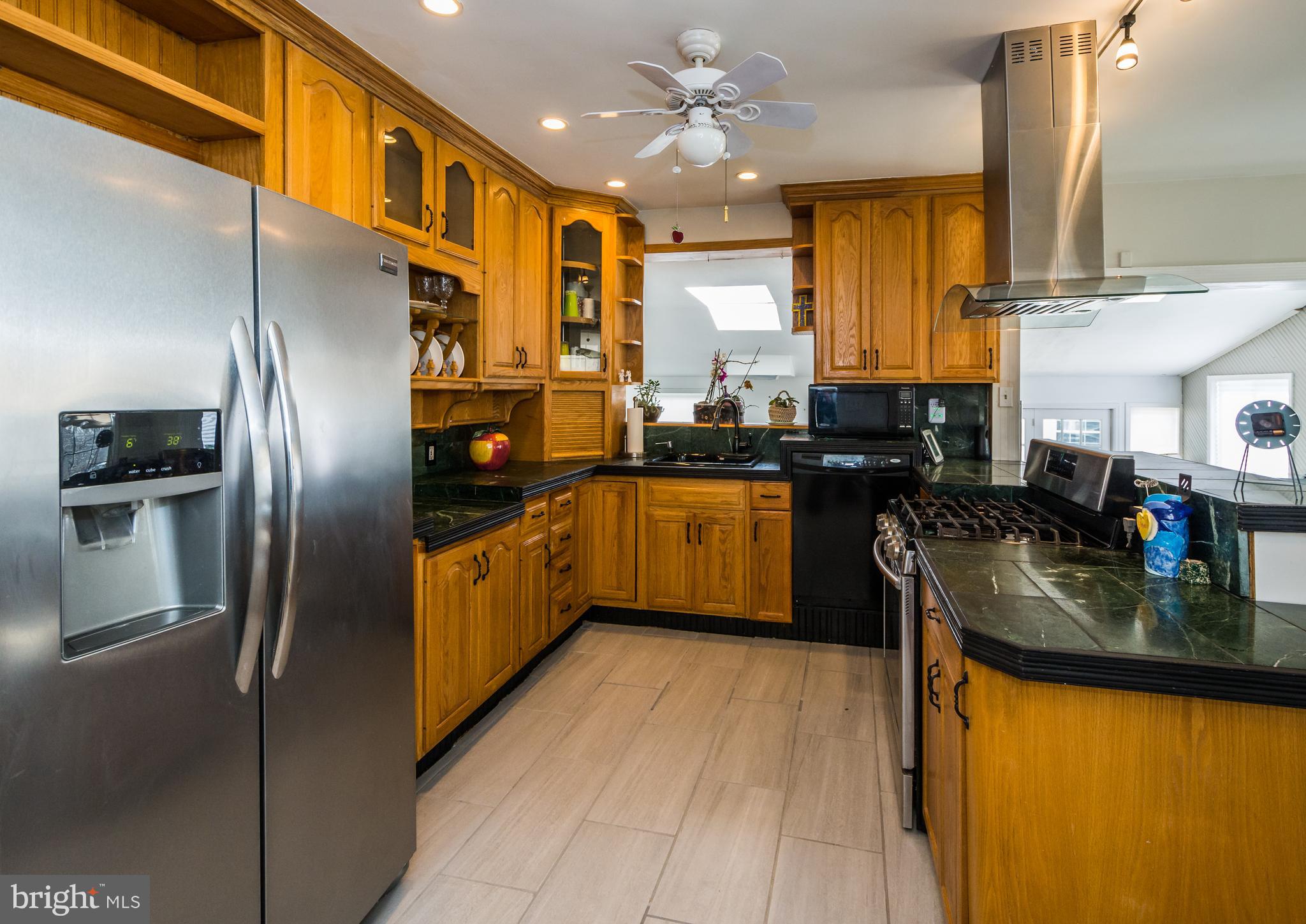 203 Riverton Road Baltimore, MD 21220 - Photo 7 of 58