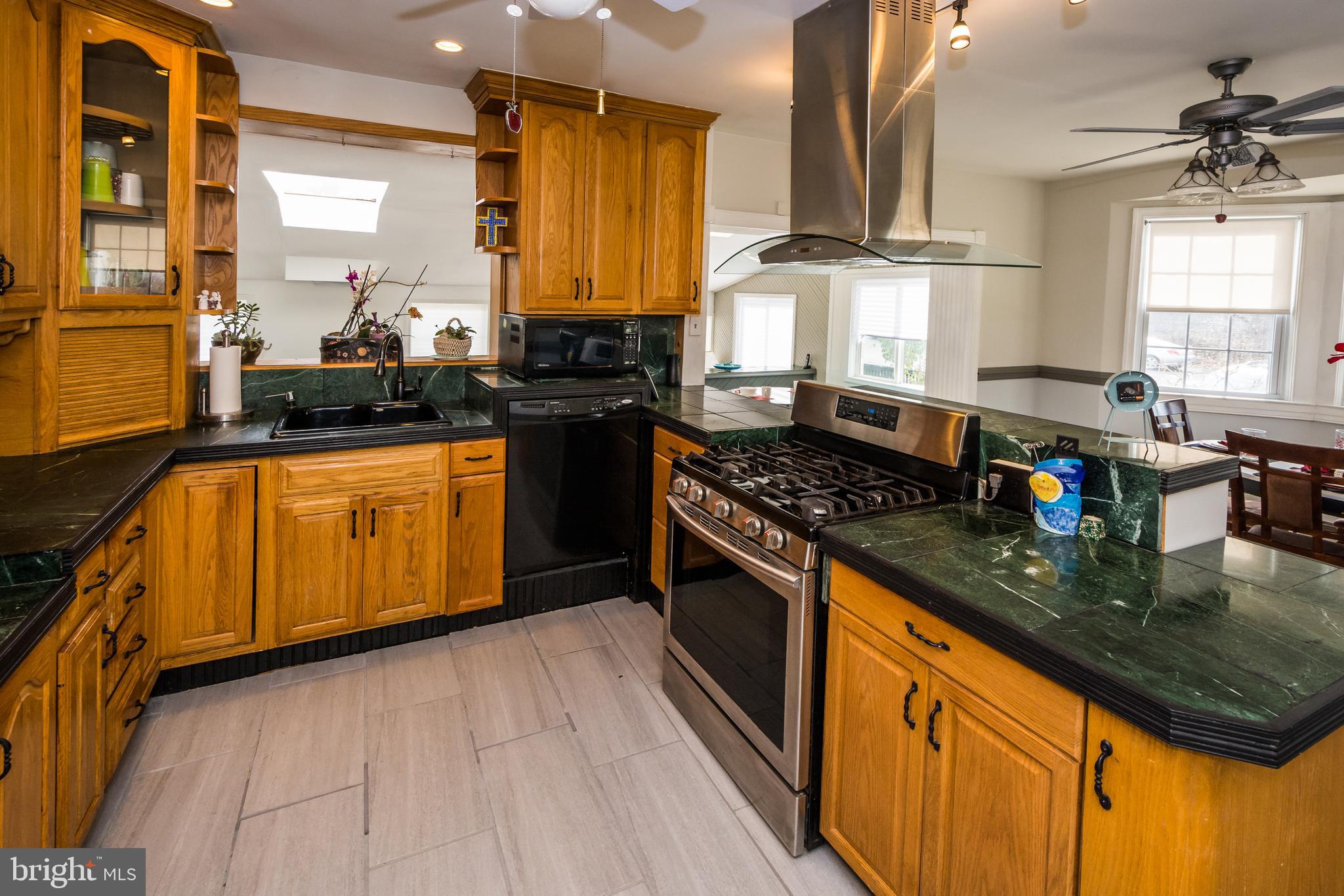 203 Riverton Road Baltimore, MD 21220 - Photo 8 of 58