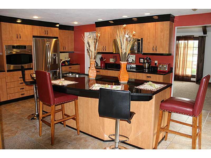 336 Streets Run Road Whitehall, PA 15236 - Photo 5 of 25 Kitchen.