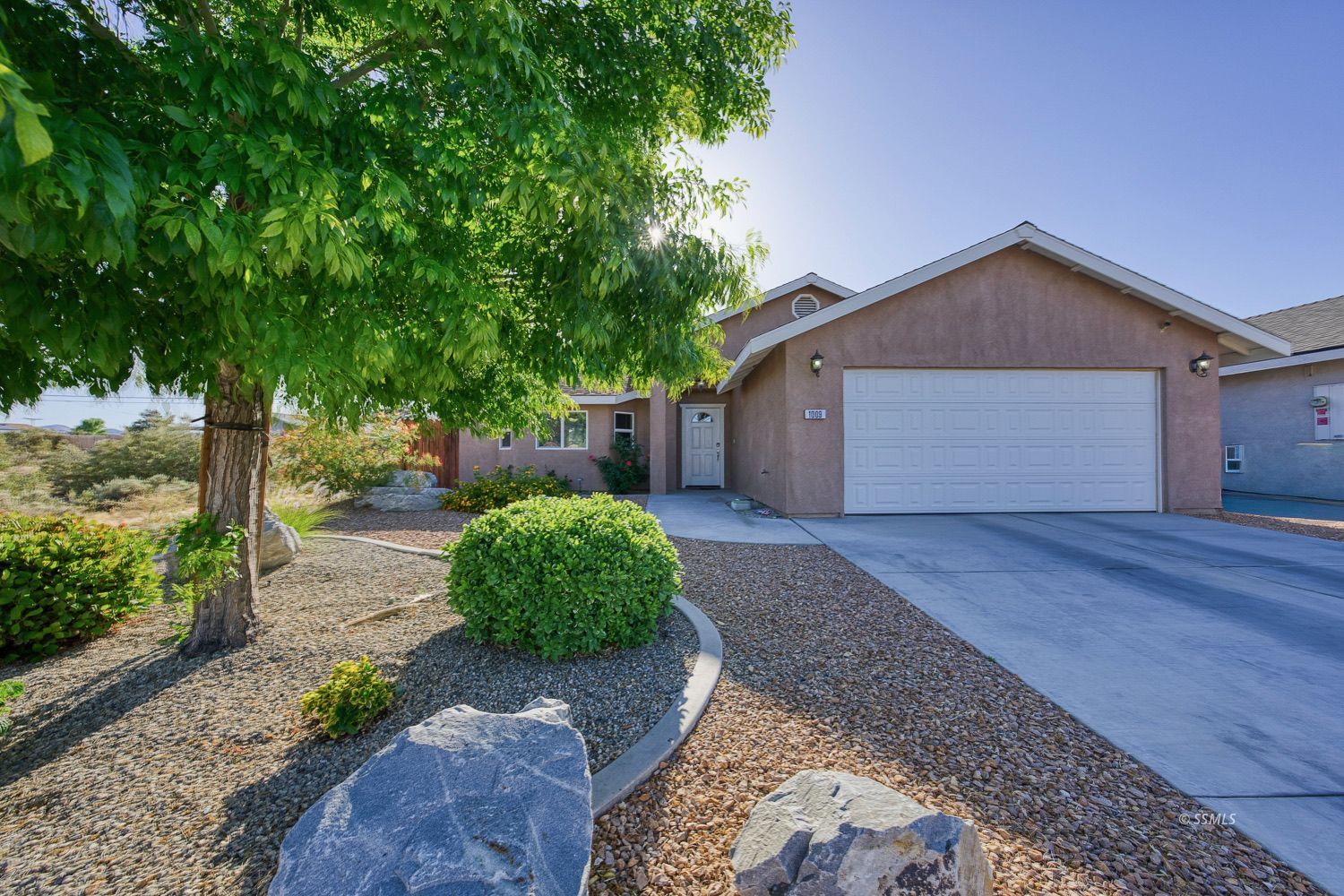 1009 South Ranger Street Ridgecrest, CA 93555 - Photo 3 of 38