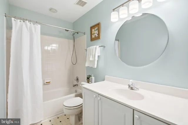 $719,888 | 12142 Millbill Court, Bristow, VA 20136