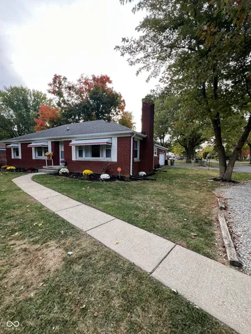 $226,900 | 920 North Franklin Road, Indianapolis, IN 46219