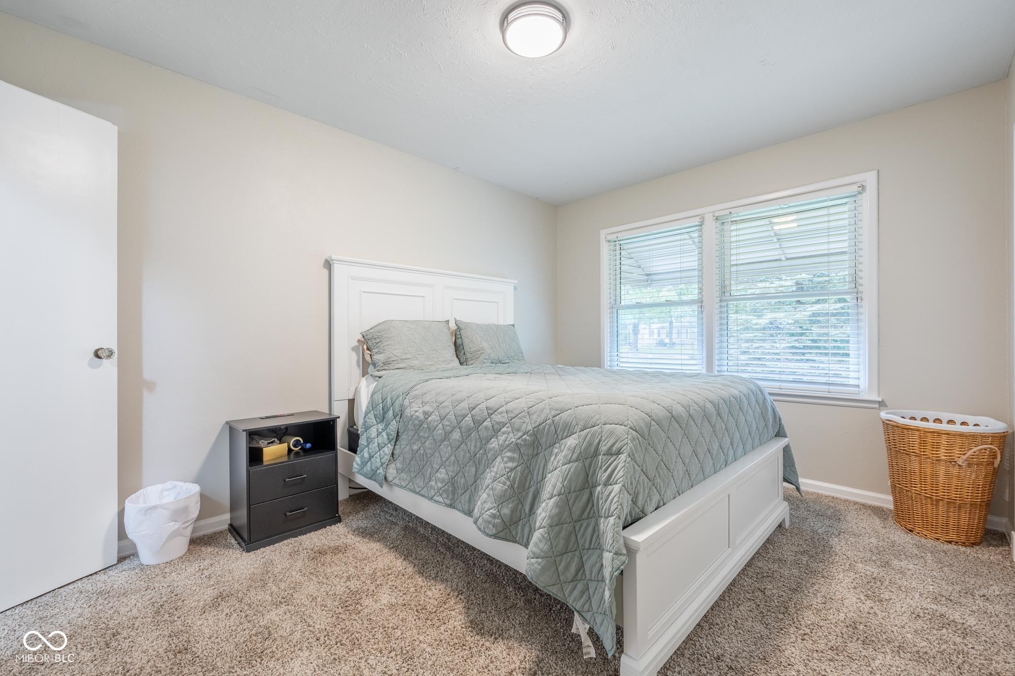 920 North Franklin Road Indianapolis, IN 46219 - Photo 22 of 37