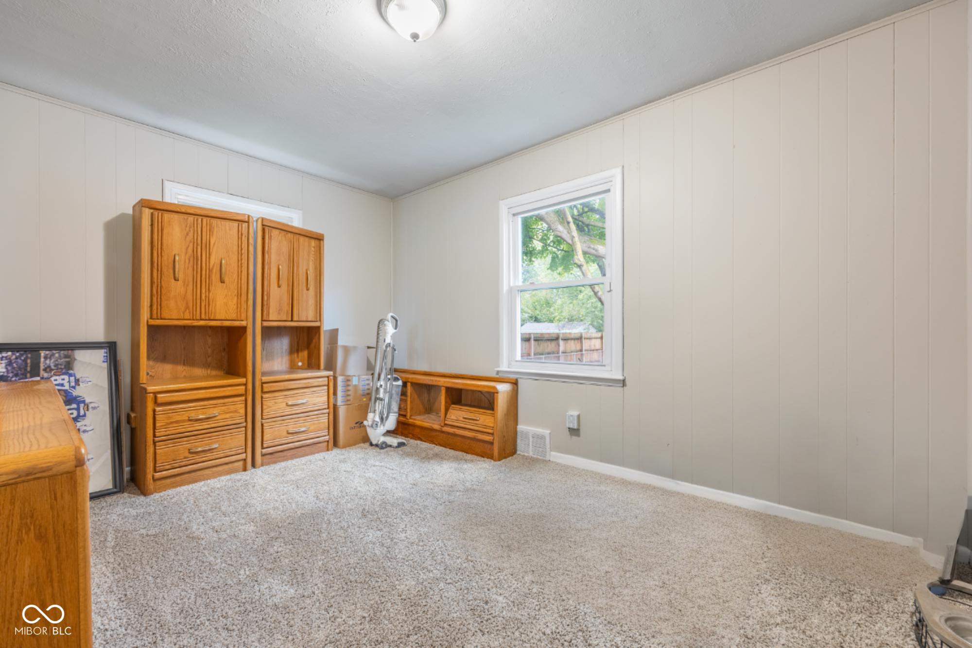 920 North Franklin Road Indianapolis, IN 46219 - Photo 24 of 37