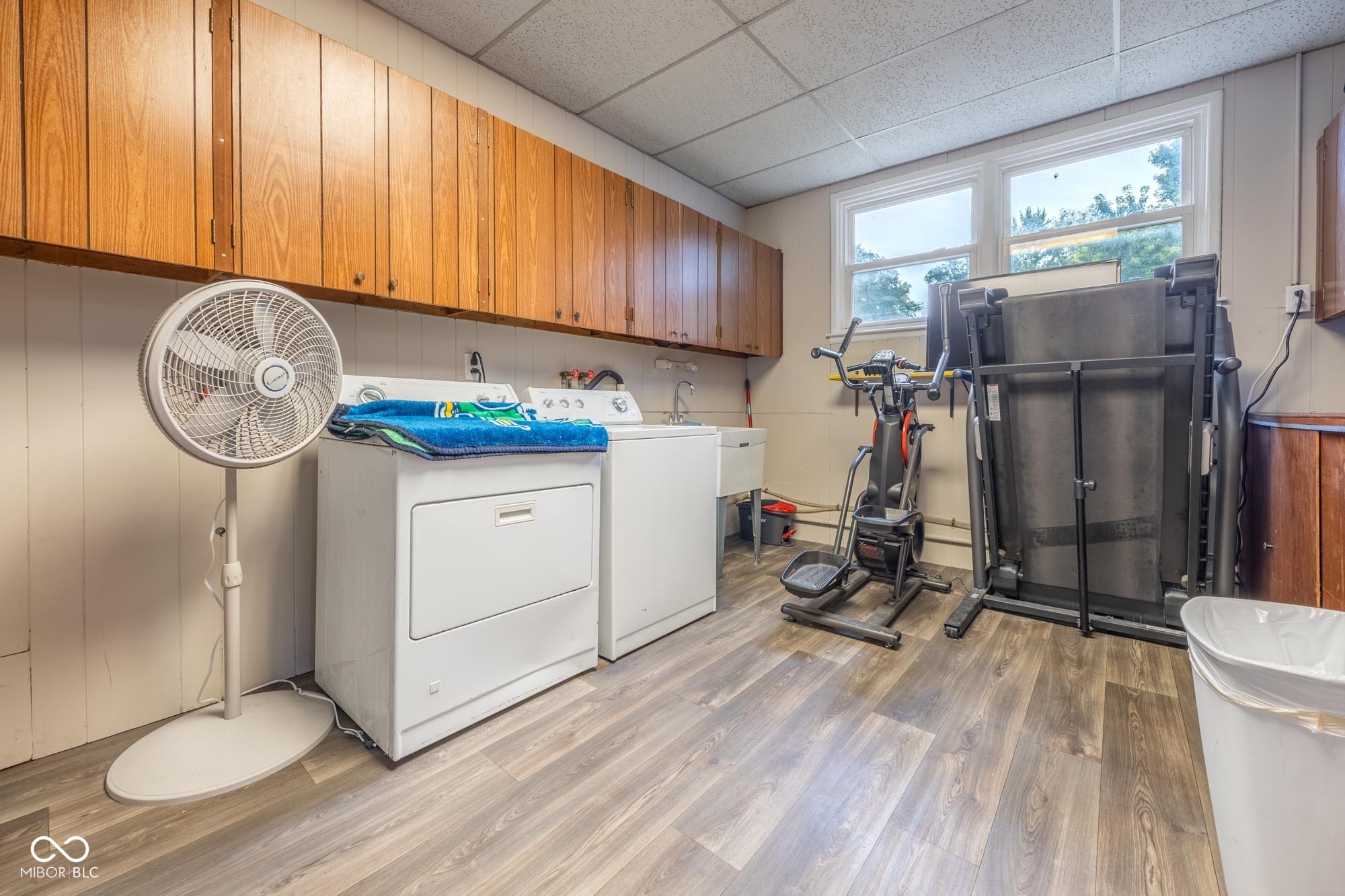 920 North Franklin Road Indianapolis, IN 46219 - Photo 30 of 37