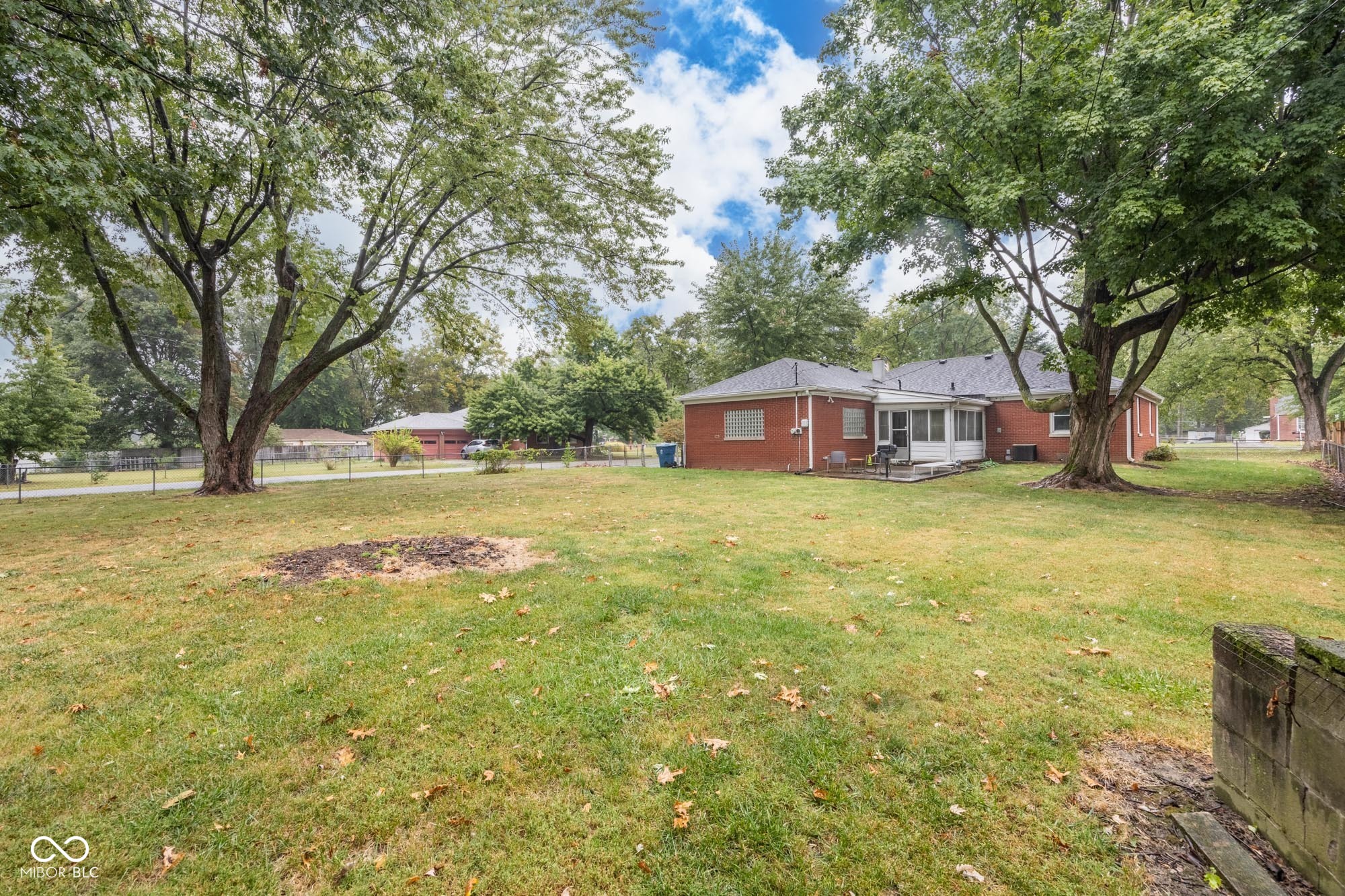 920 North Franklin Road Indianapolis, IN 46219 - Photo 34 of 37