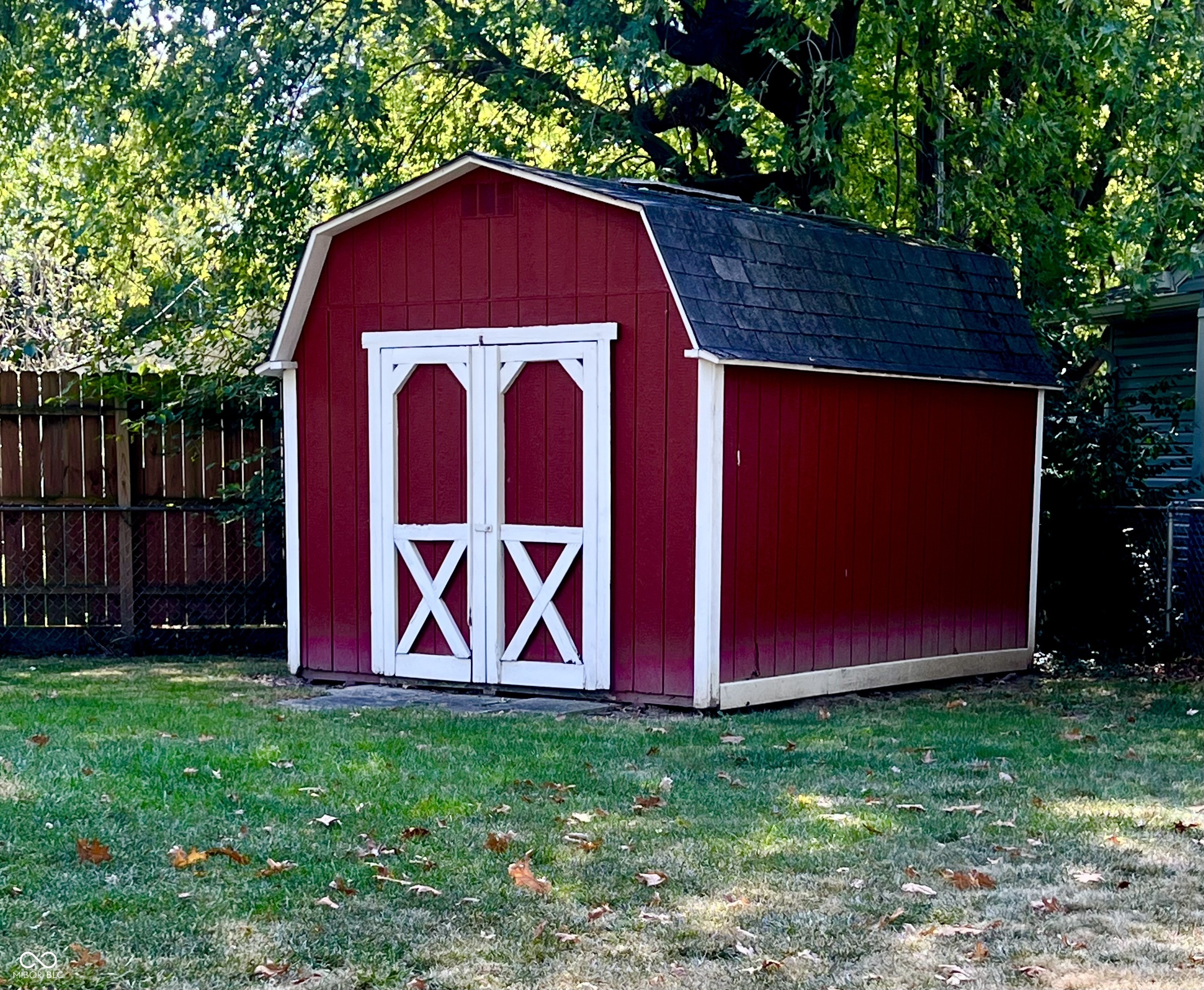 920 North Franklin Road Indianapolis, IN 46219 - Photo 36 of 37