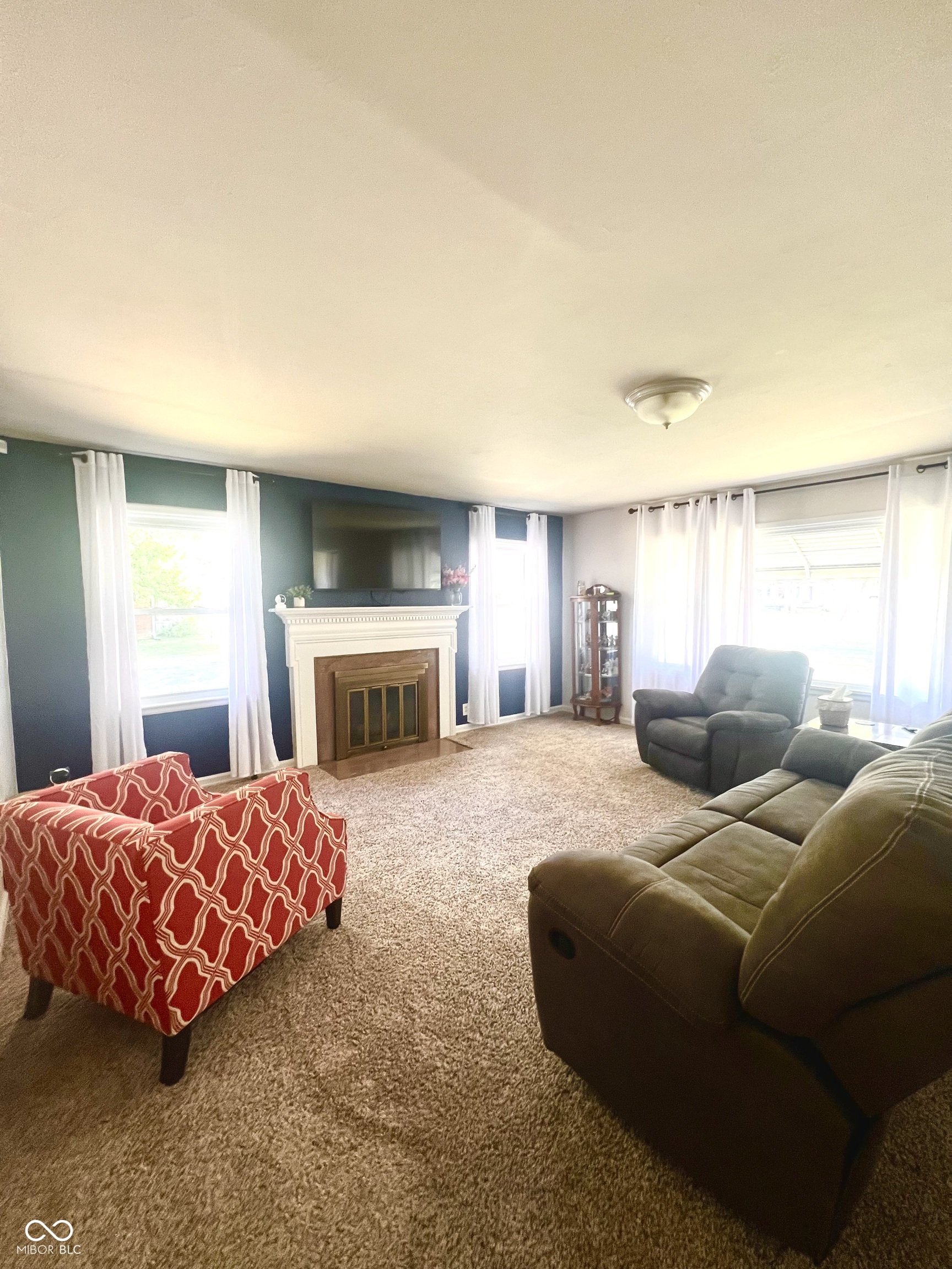 920 North Franklin Road Indianapolis, IN 46219 - Photo 6 of 37