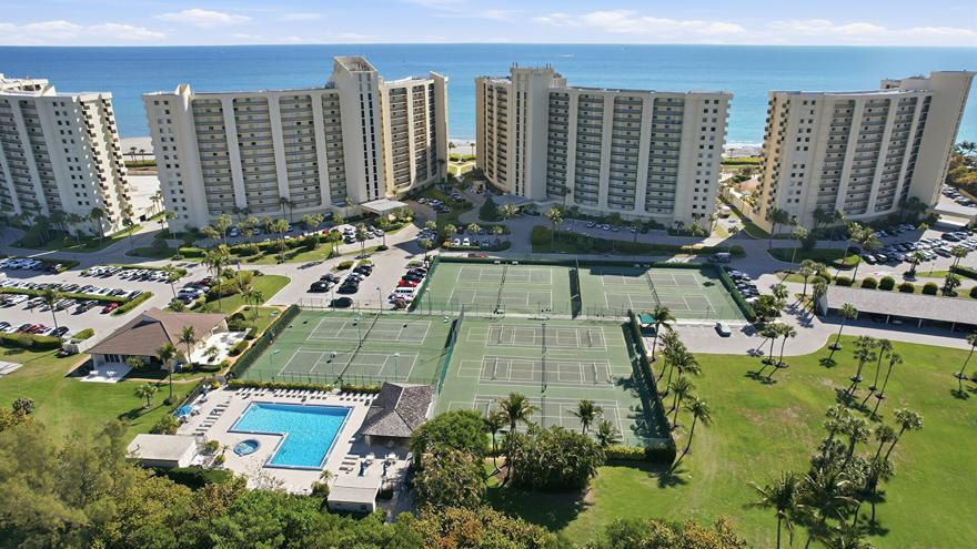 500 Ocean Trail Way, Unit 207 Jupiter, FL 33477 - Photo 28 of 30 Aerial