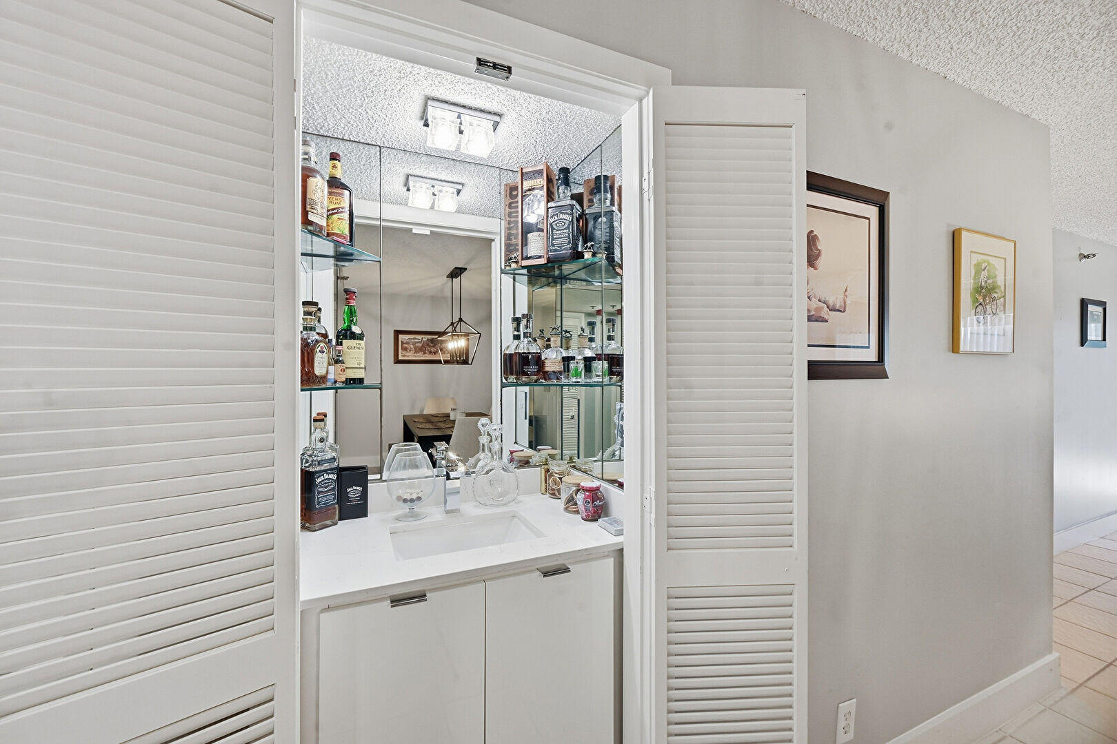 500 Ocean Trail Way, Unit 207 Jupiter, FL 33477 - Photo 10 of 30 Bar