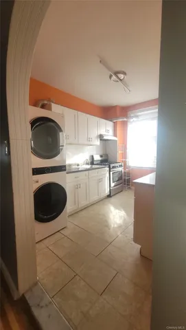 $1,200,000 | 2924 Yates Avenue | Laconia